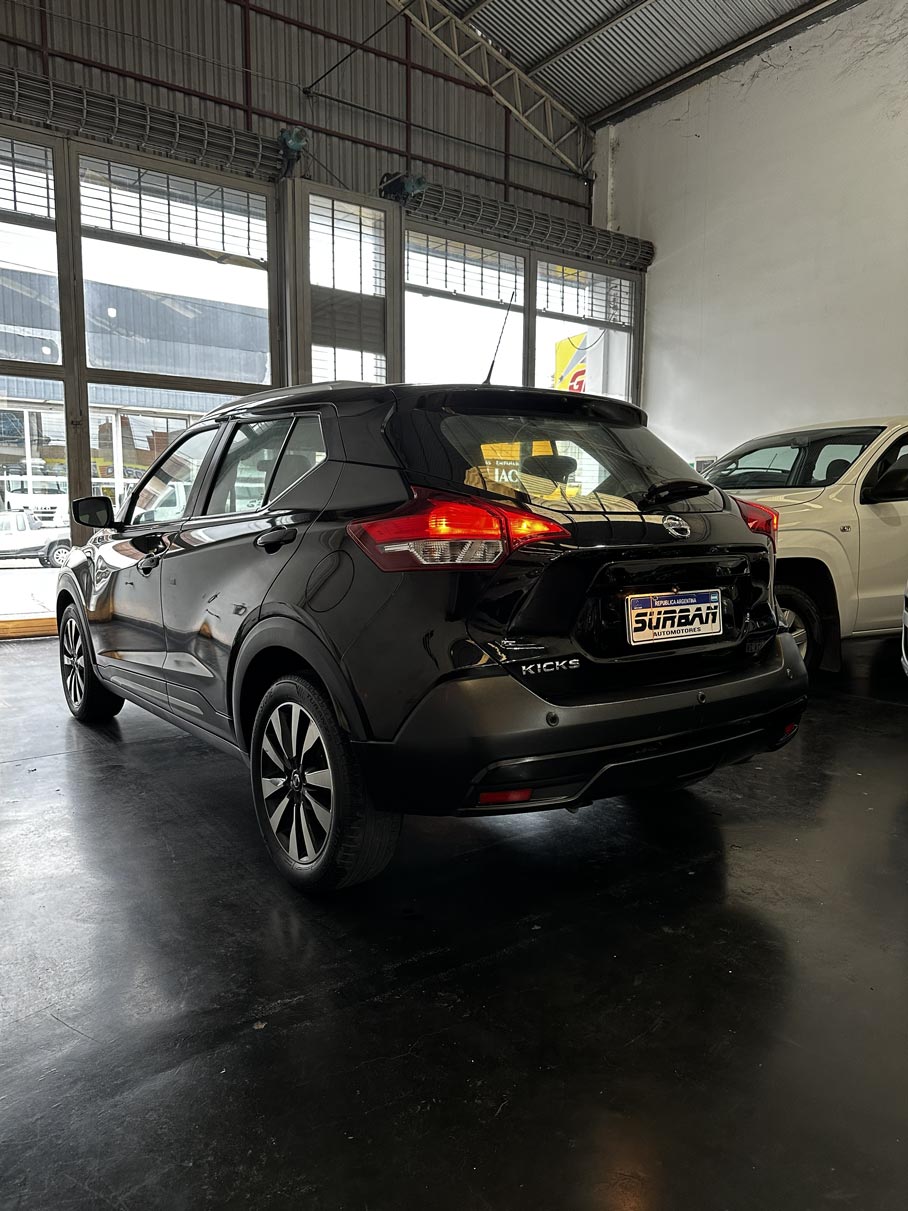 
								Nissan Kicks 1.6 Advance MT full									