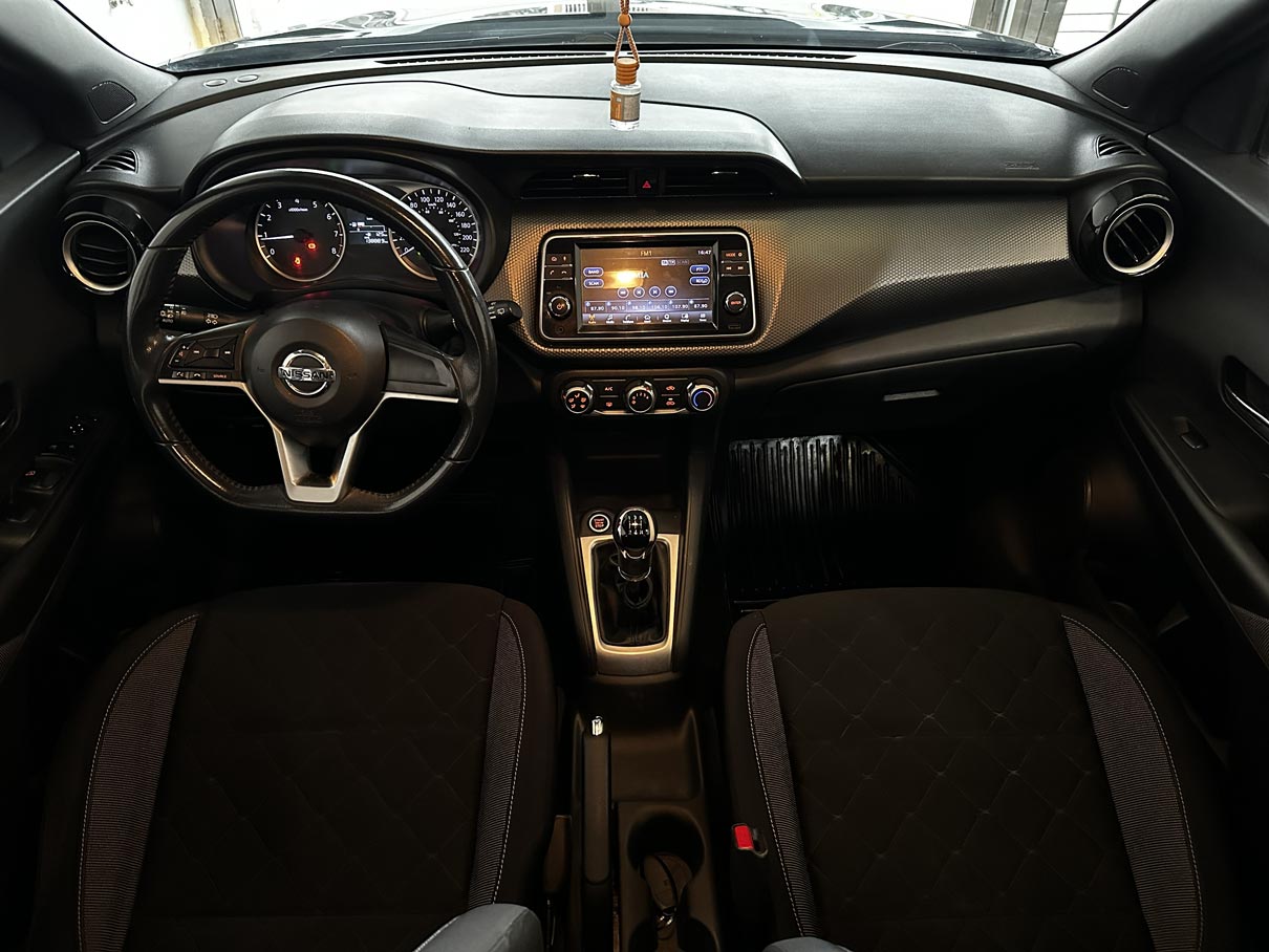 
								Nissan Kicks 1.6 Advance MT full									