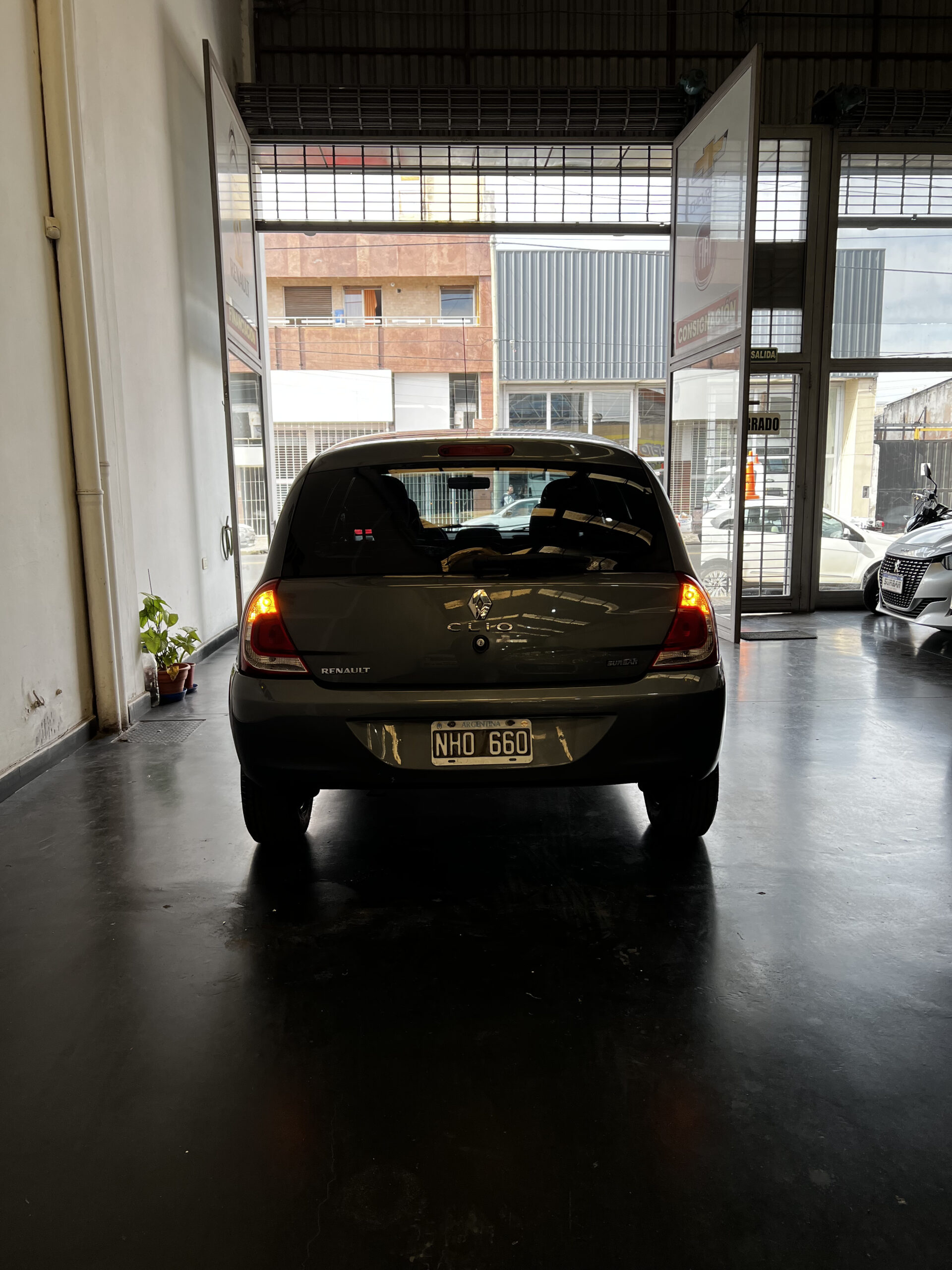 
								Renualt Clio 1.2 Confort Plus 5p full									