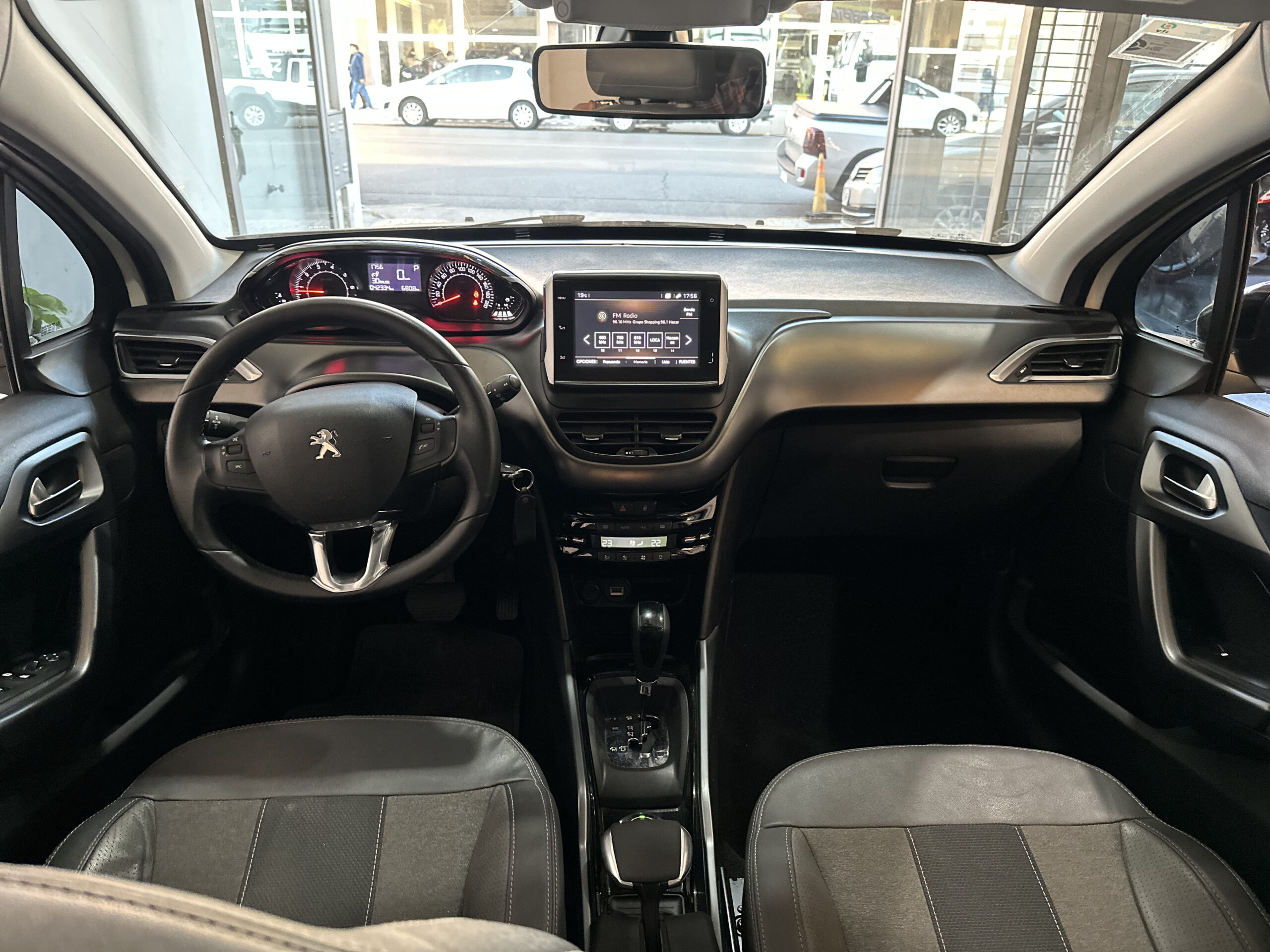 
								PEUGEOT 2008 Sport 1.6 thp Tiptronic full									
