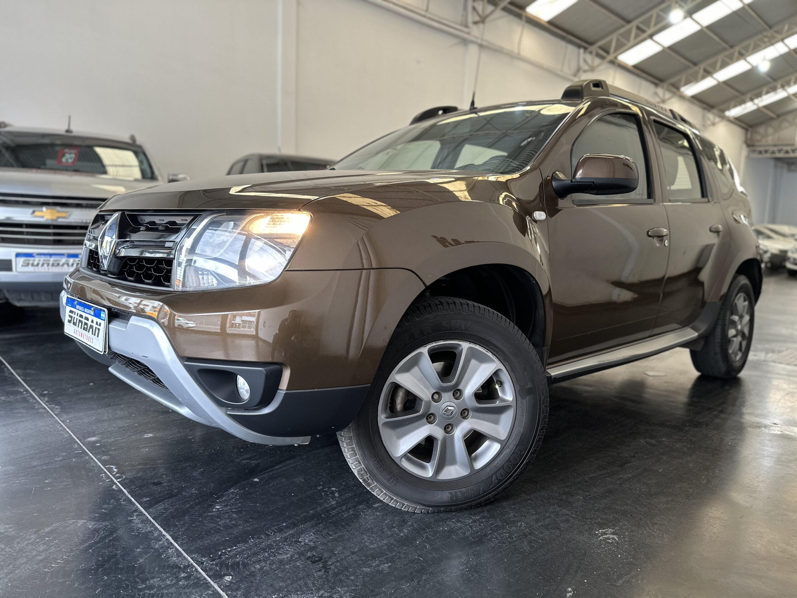 
								Renault Duster 2.0 Privilege 4wd full									
