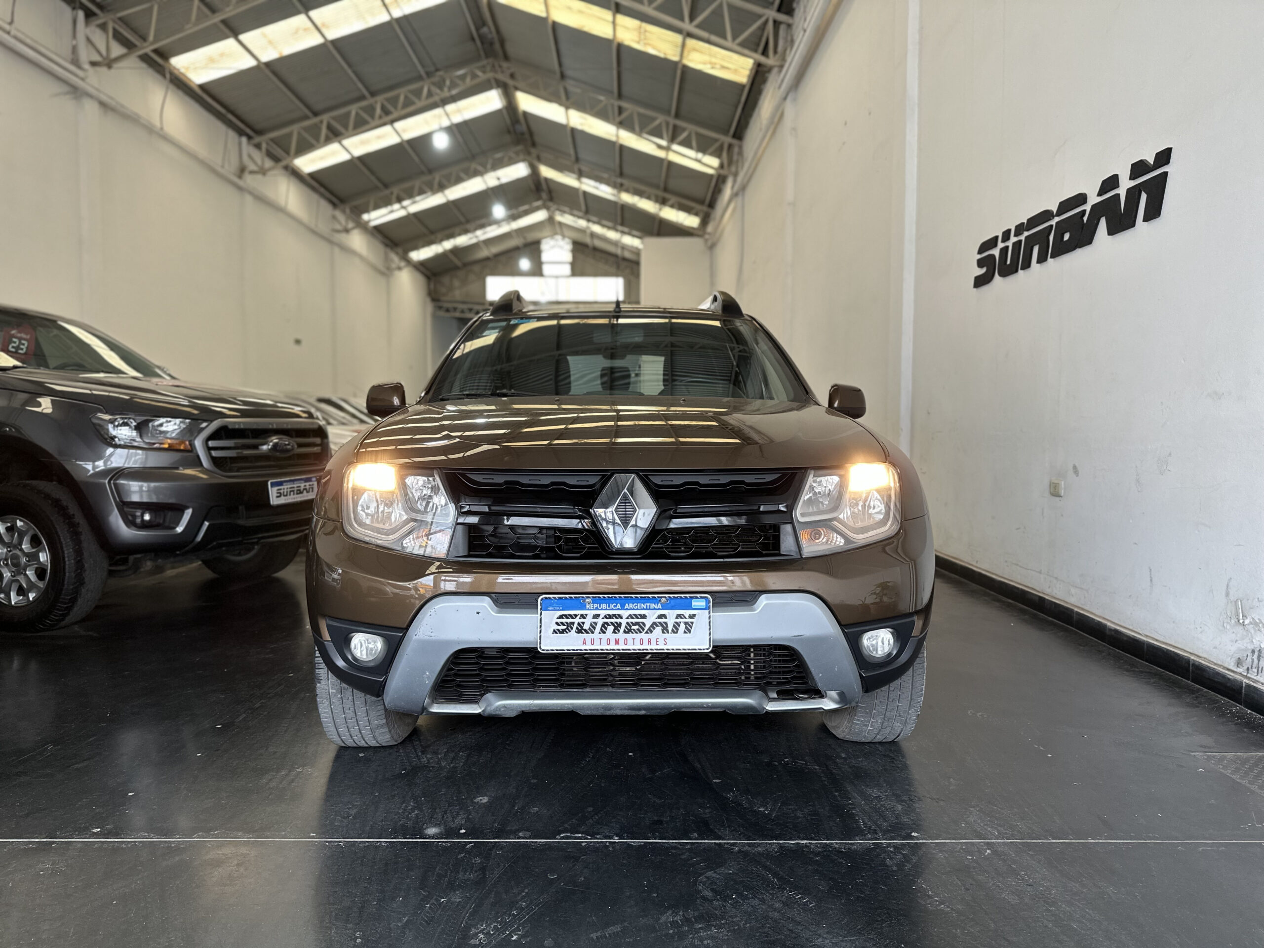 
								Renault Duster 2.0 Privilege 4wd full									