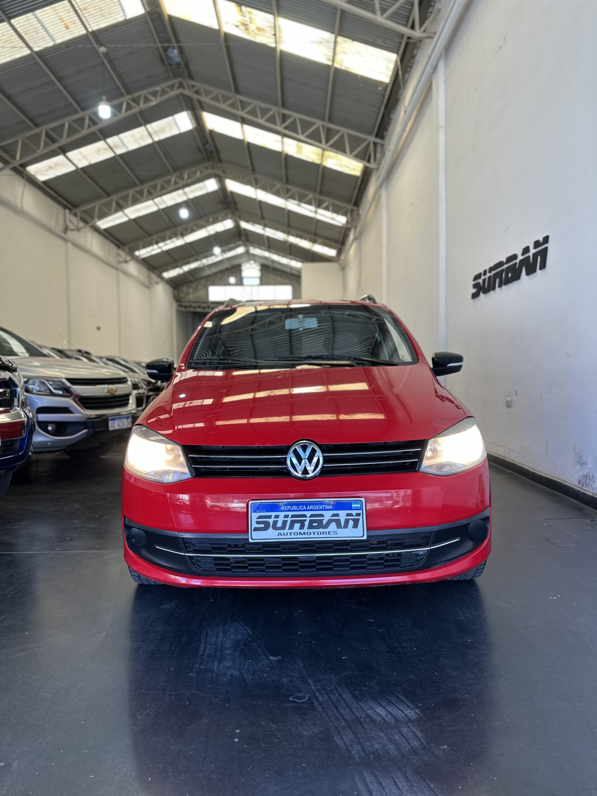 
								Volkswagen Suran 1.6 Trendline full									