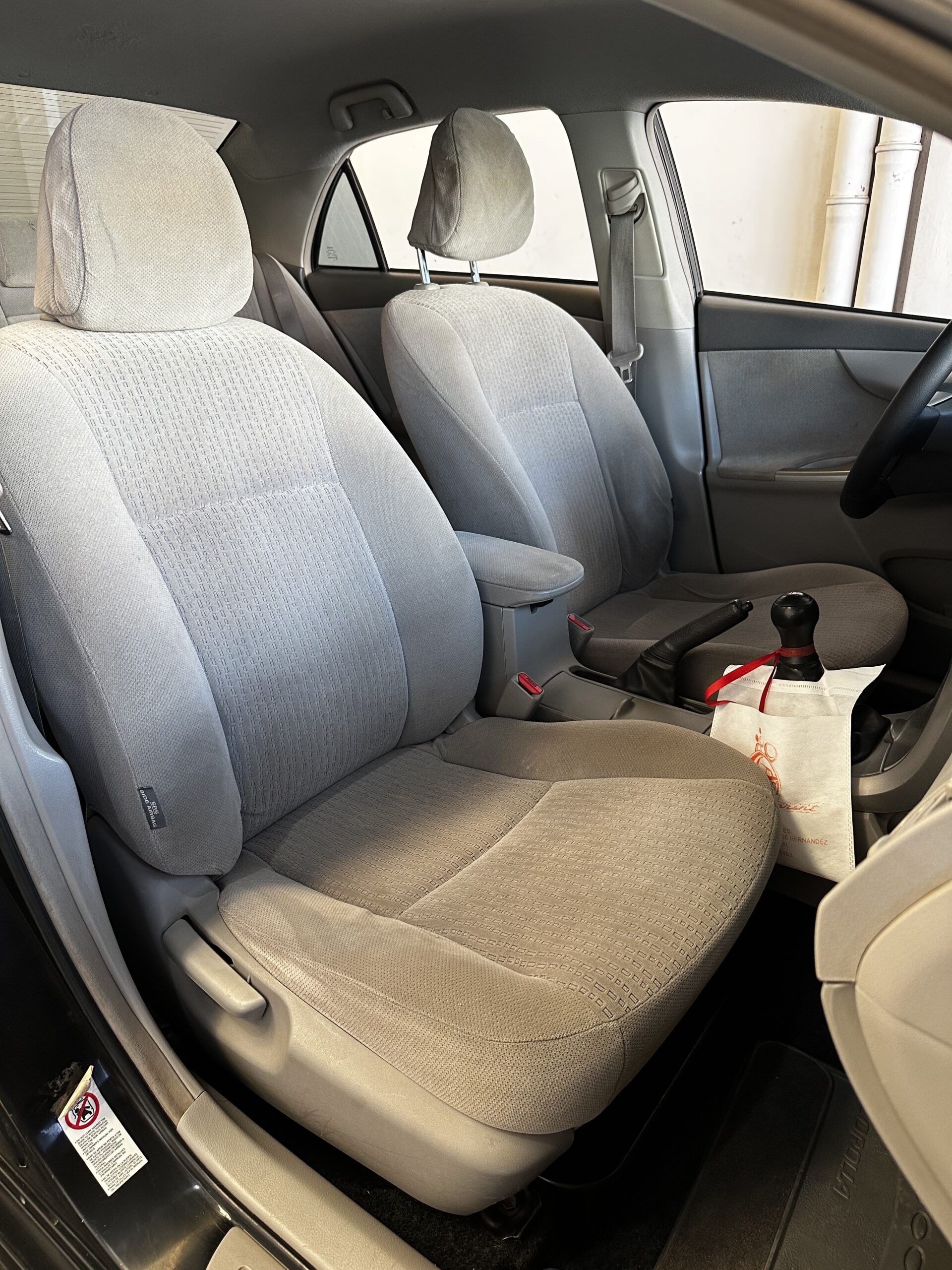 
								TOYOTA COROLLA 1.8 XEI Mt full									