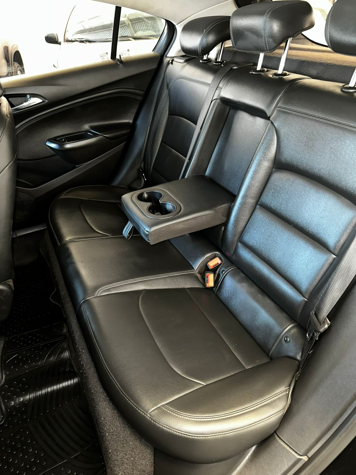 
								Chevrolet Cruze 1.4T LT 5p MT full									