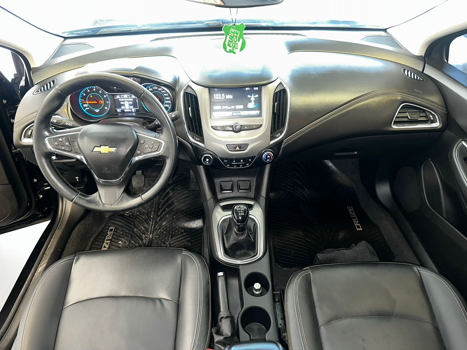 
								Chevrolet Cruze 1.4T LT 5p MT full									