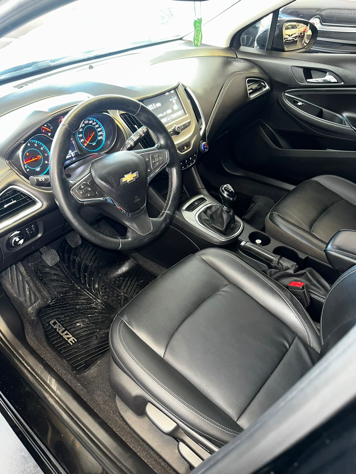 
								Chevrolet Cruze 1.4T LT 5p MT full									