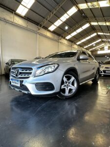 MERCEDES BENZ GLA 250 4 matic