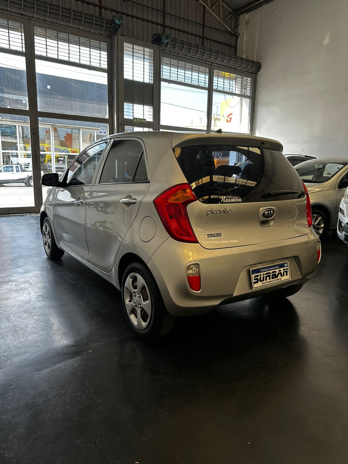 
								KIA PICCANTO 1.2 EX full									