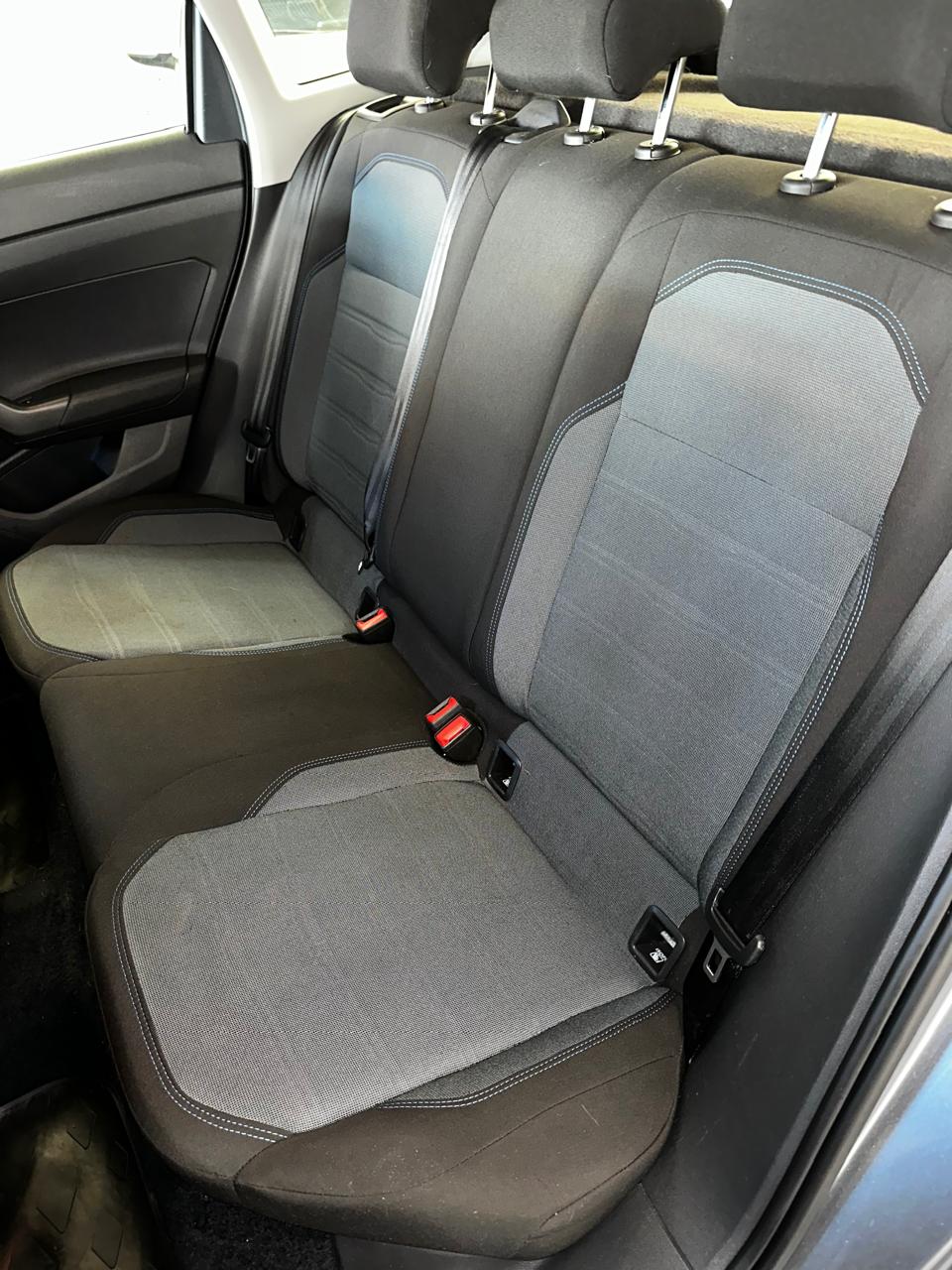 
								Volkwagen Nivus 1.0 Tsi 200 Confortline AT full									