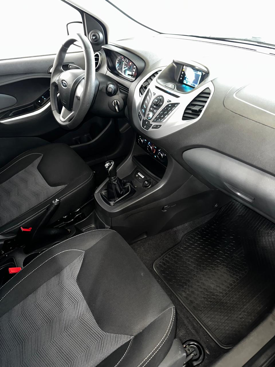 
								Ford Ka 1.5 SEL 5ptas full									