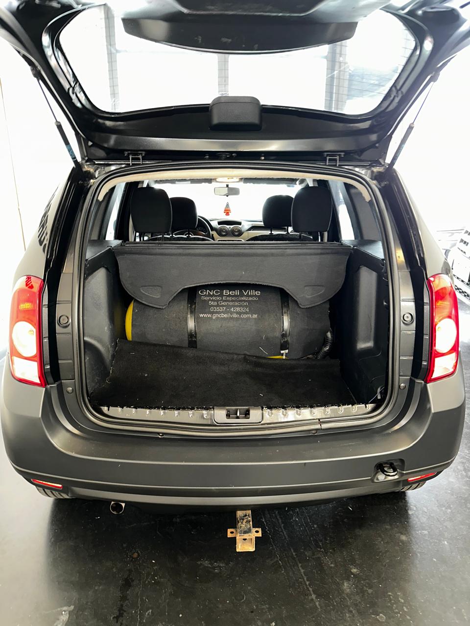 
								Renault Duster 1.6 GNC Confort full									