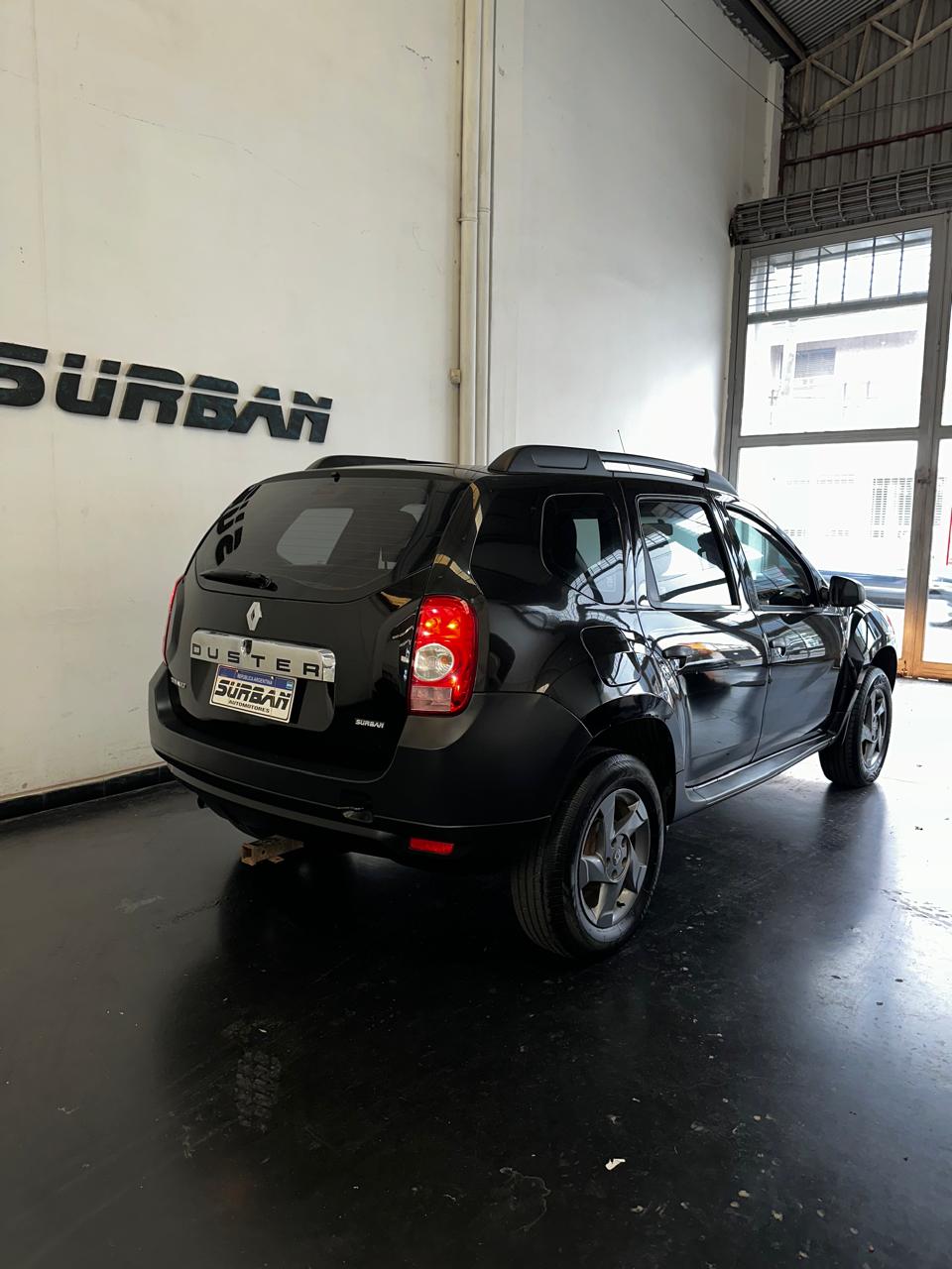 
								Renault Duster 1.6 GNC Confort full									